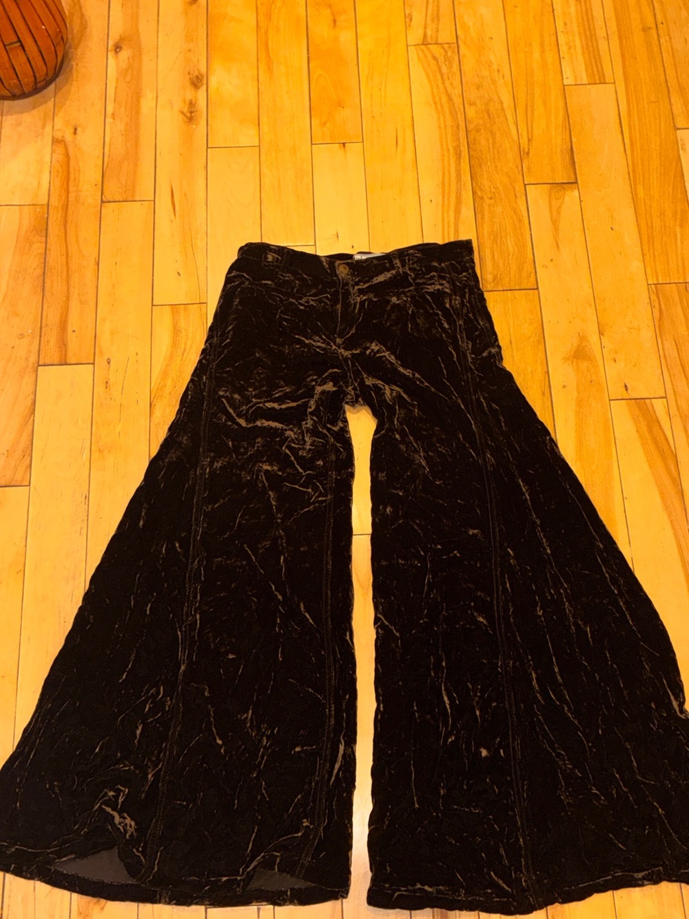 Free People Velvet Extreme Flare Pants Trousers sz 27 EUC Brown
